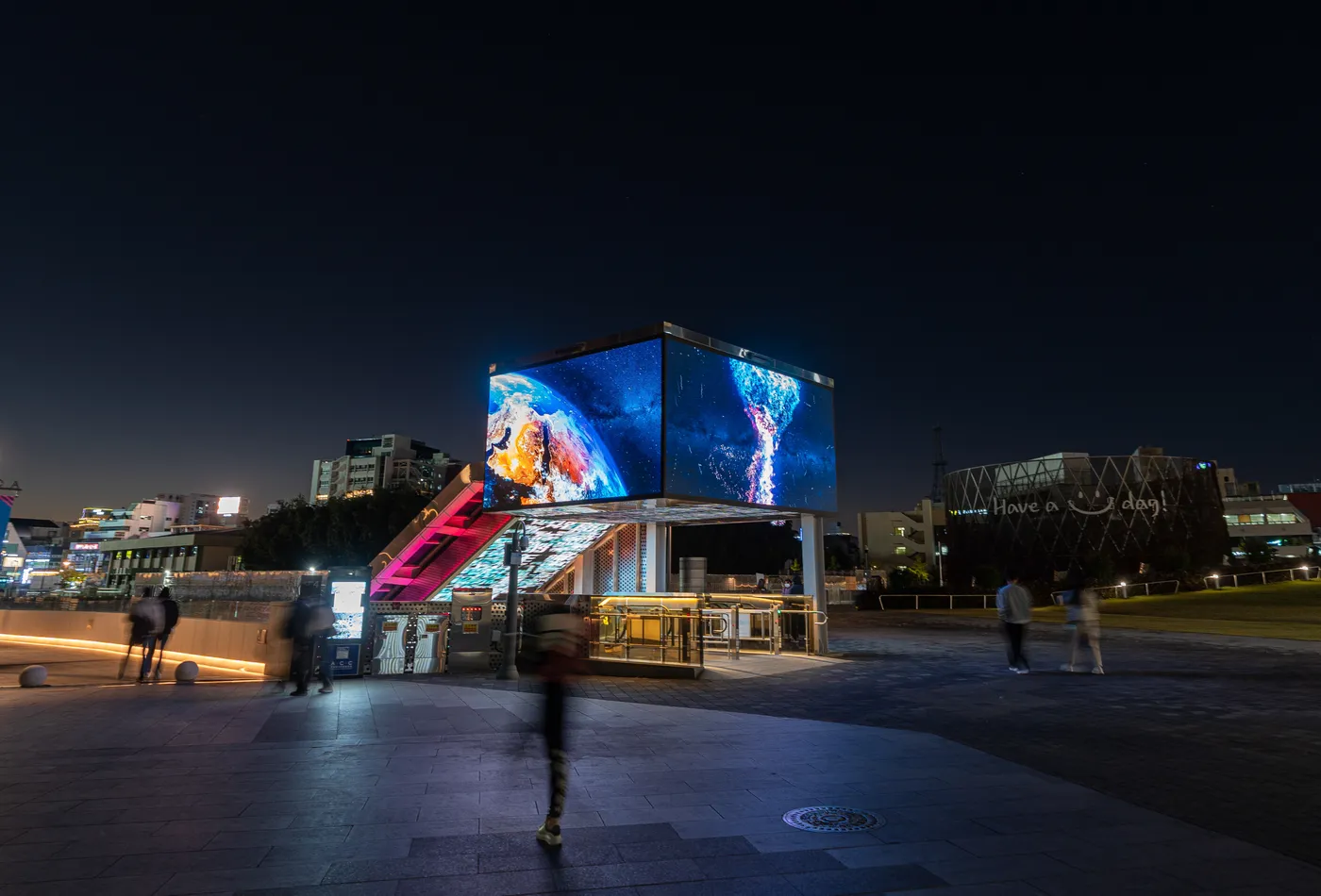 Billboard Advertising visual context
